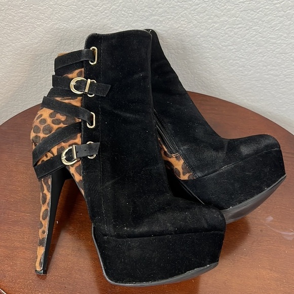 Anne Michelle Animal Print Cheetah Platform Stiletto Heels Size 8 - Picture 6 of 10